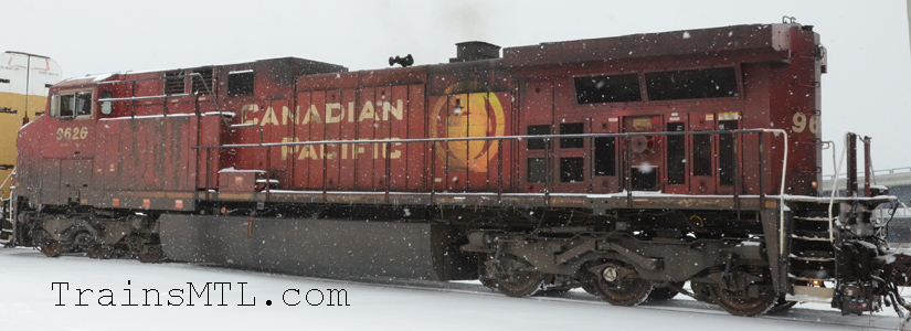 Locomotive CP9626 left side / coté gauche